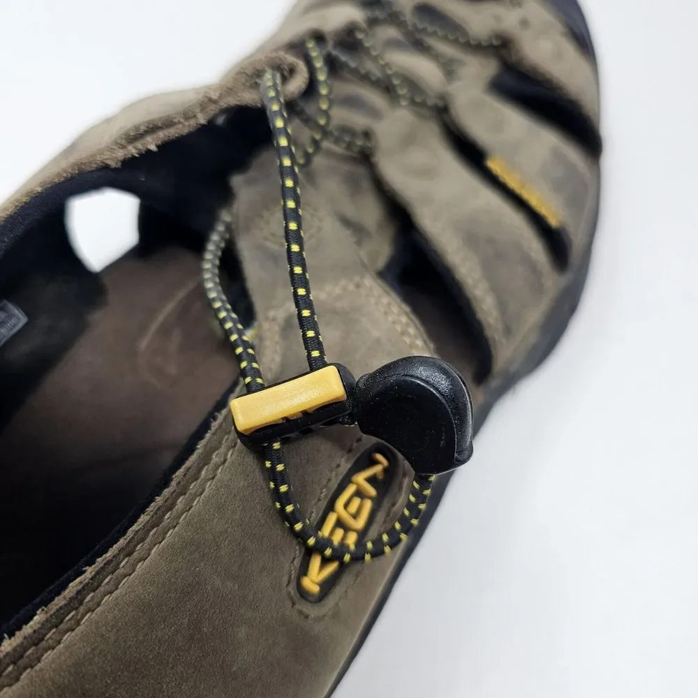 Keen Newport H2 Hiking Mens 10.5 Brown Gray Sandals‎ Waterproof Bungee Cord
